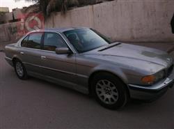 بي ام دبليو الفئة 7